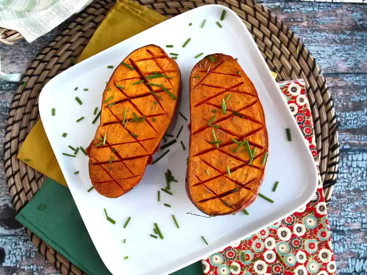 Batata doce assada no forno com molho iogurte Skyr - foto 5