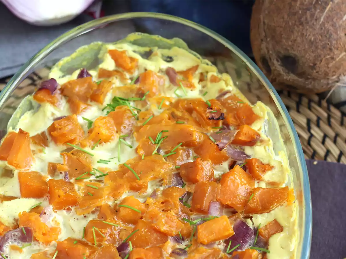 Batata doce gratinada com leite de coco e caril (curry)