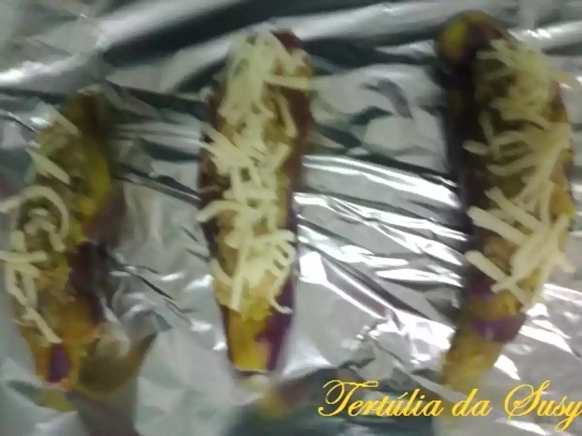 Batata-doce recheada com alheira