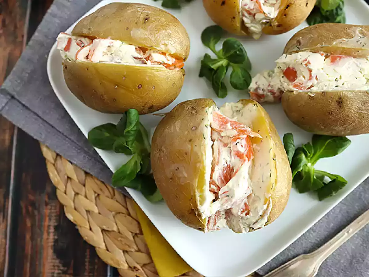 Batata recheada com salmão (Baked potato)