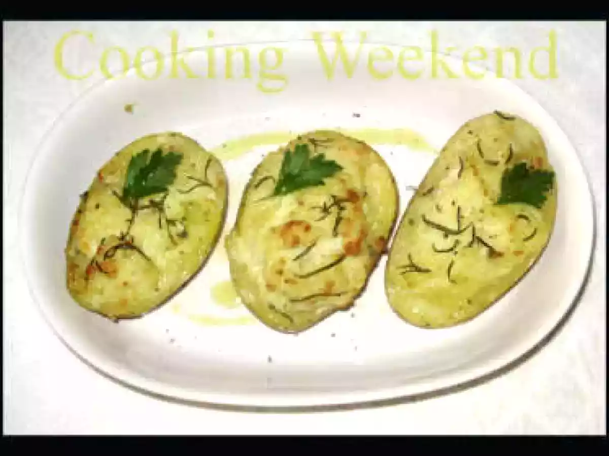 Batatas Assadas com Creme de Gorgonzola e Requeijão