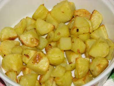 Batatas e grelos salteados
