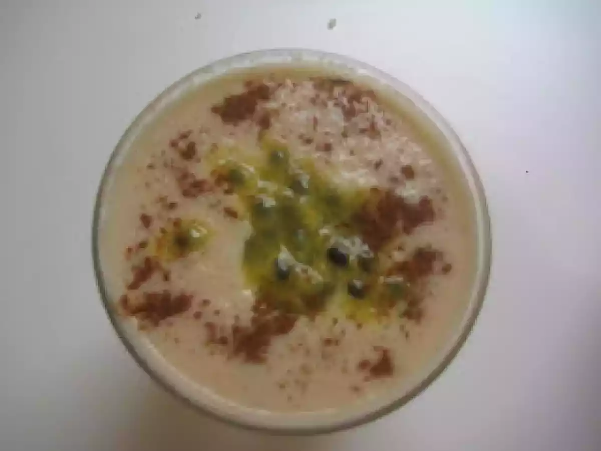 Batido de maçã com gengibre e maracujá