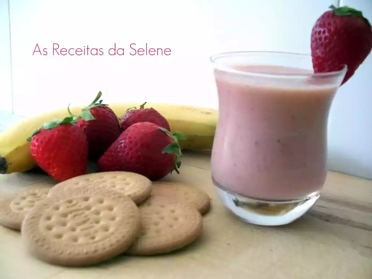 Batido de Morango, Banana e Bolacha