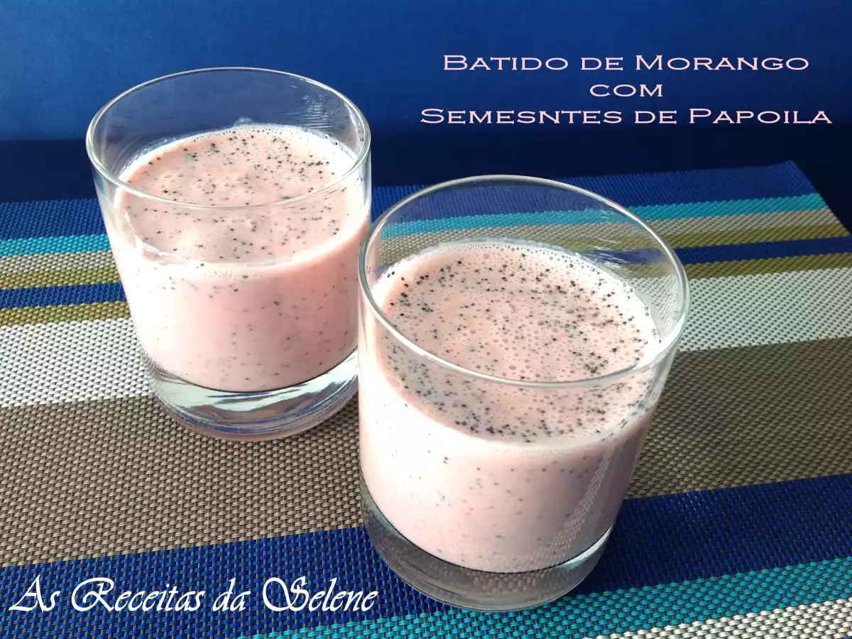 Batido de Morango com Sementes de Papoila