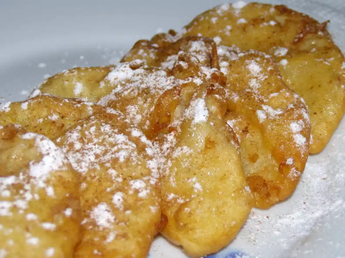 BEIGNETS DE MAÇÃ