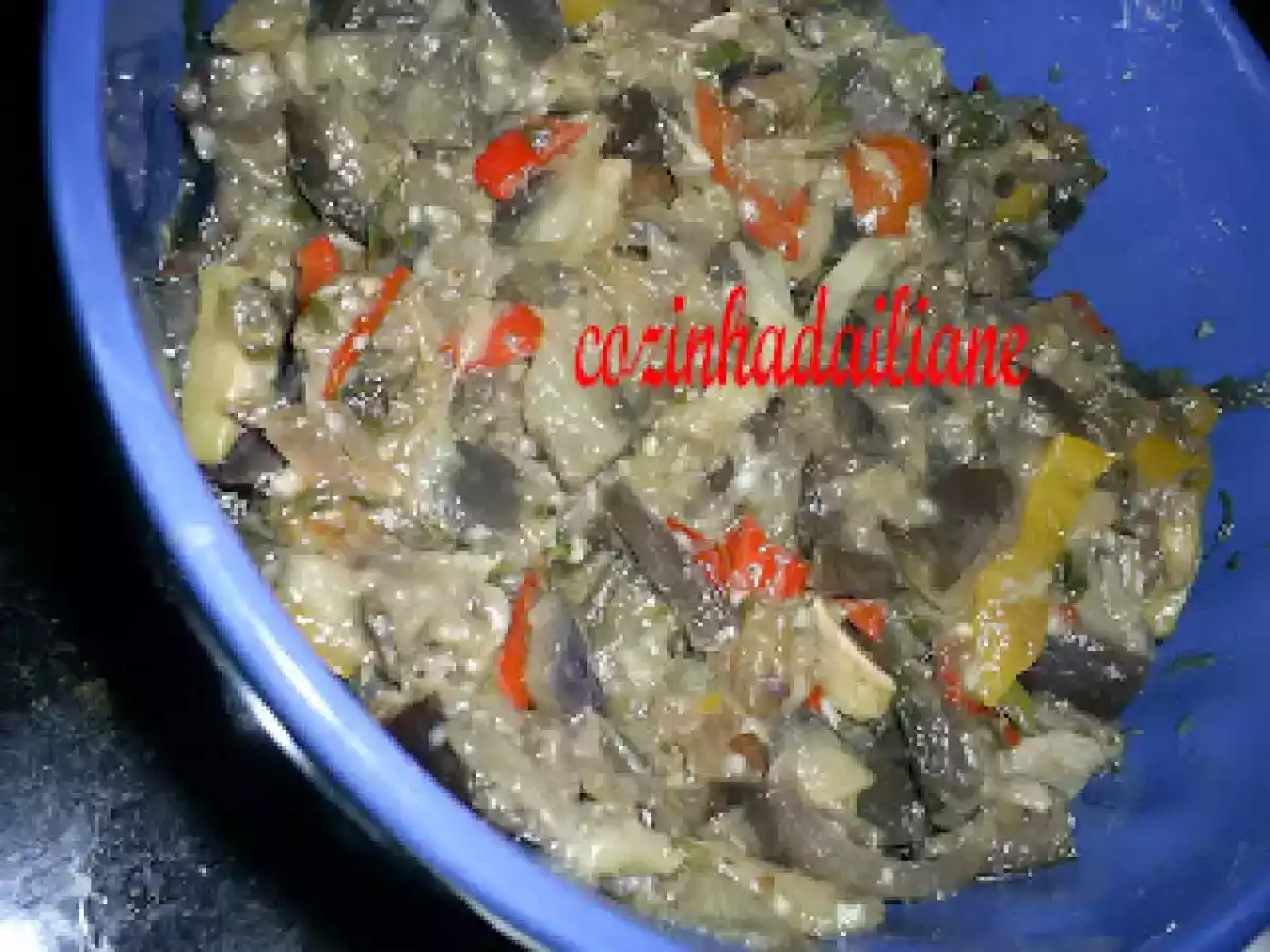 Berinjela pratica (panela de pressão)
