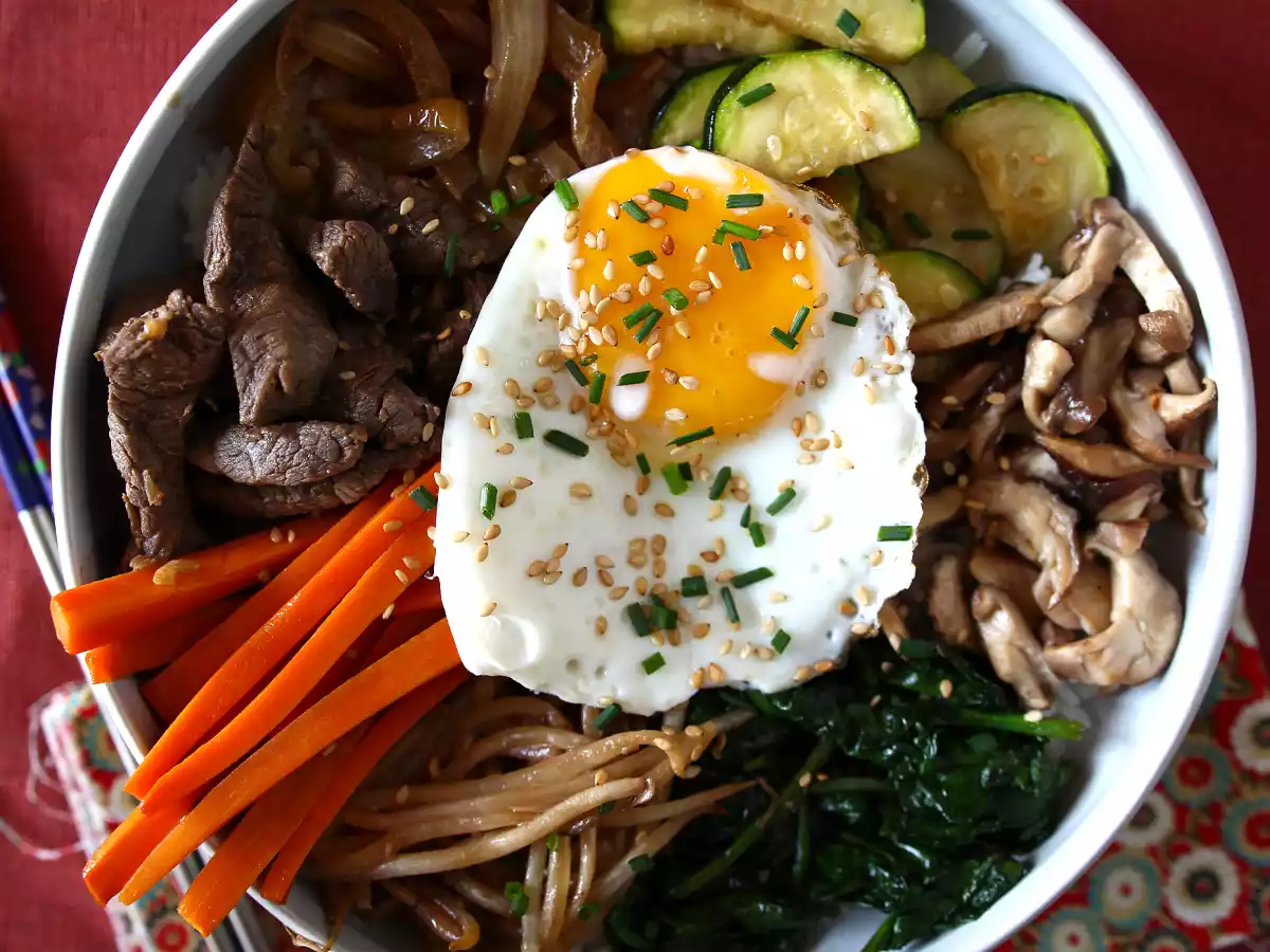 Bibimbap, o tradicional prato coreano! - foto 6
