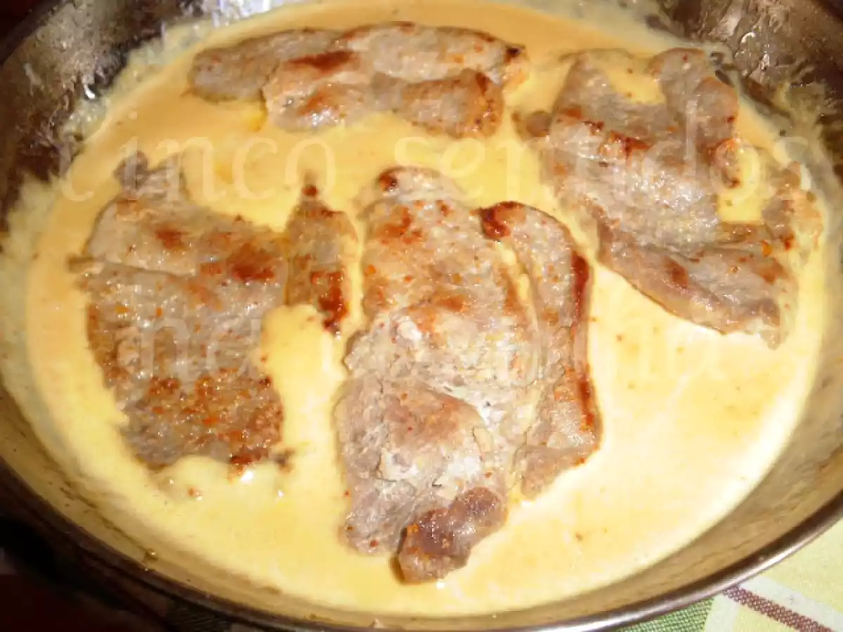 Bifanas com molho de parmesão - foto 4