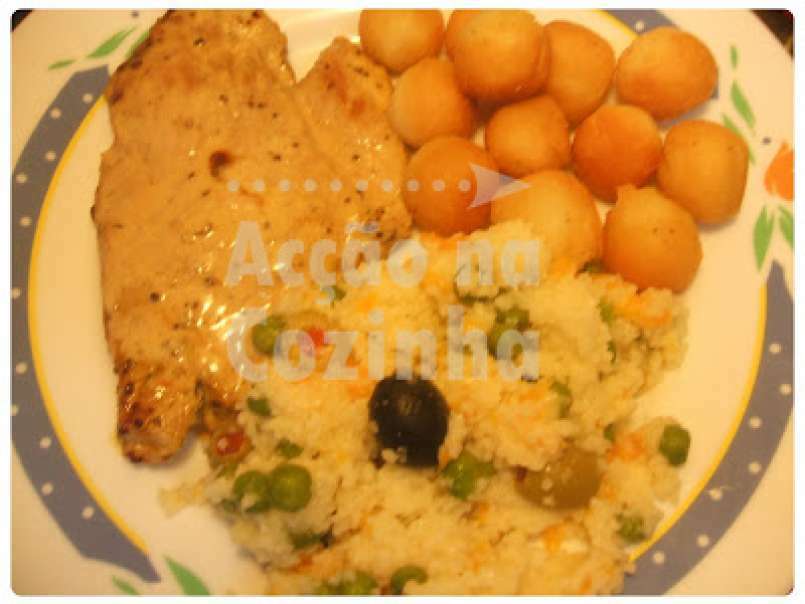 Bifanas com mostarda acompanhadas com cuscuz salteado com legumes e batata noisette - foto 6
