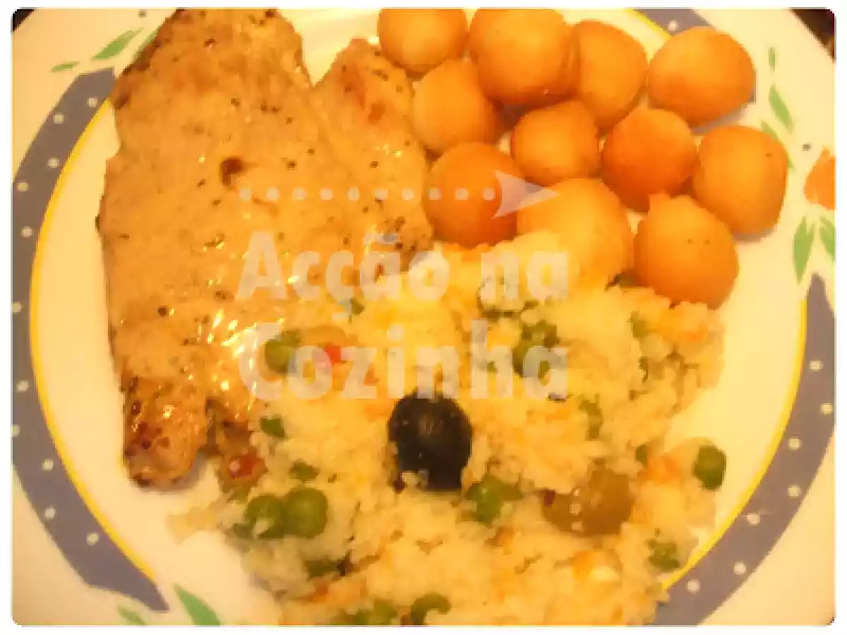 Bifanas com mostarda acompanhadas com cuscuz salteado com legumes e batata noisette - foto 6