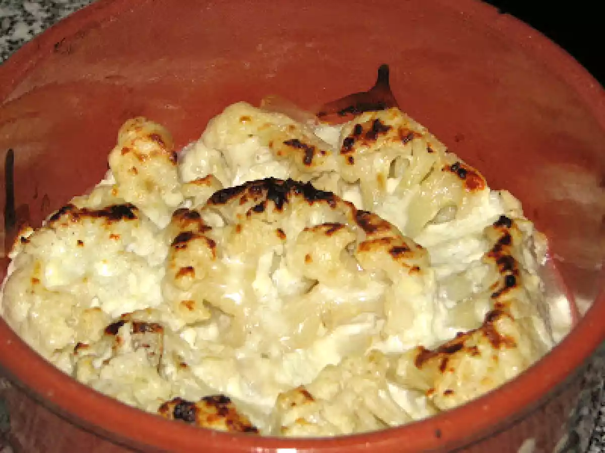 Bife com molho roquefort