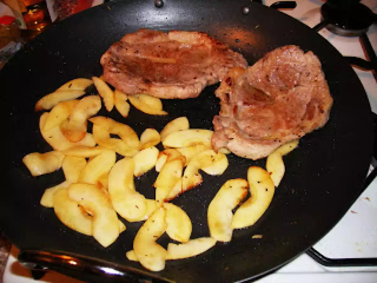 Bife de Porco com Maçã e Creme de Mostarda - foto 4