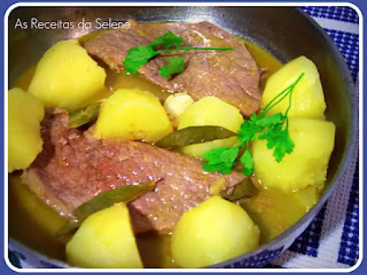 Bife em Molho Especial