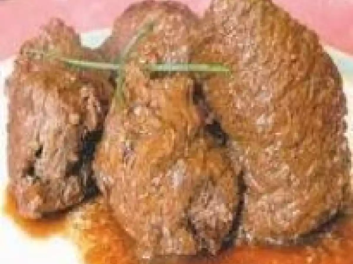 Bife enrolado à moda japonesa