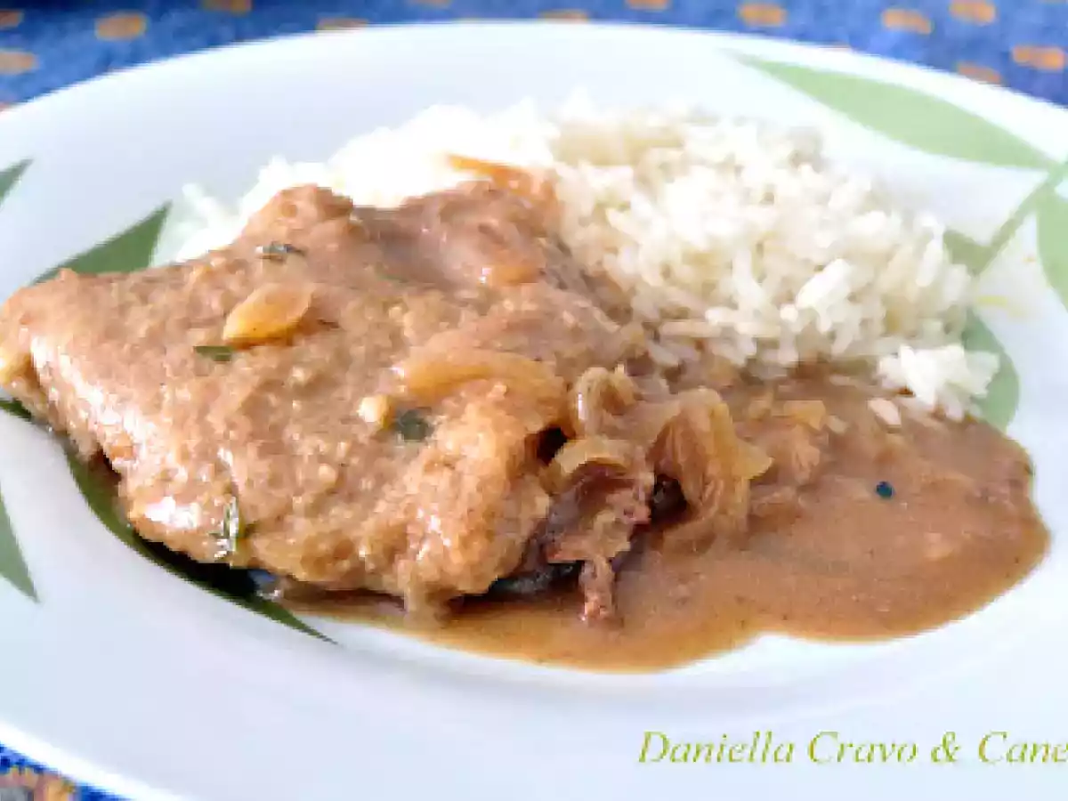 Bifes com Cebolas ao Forno