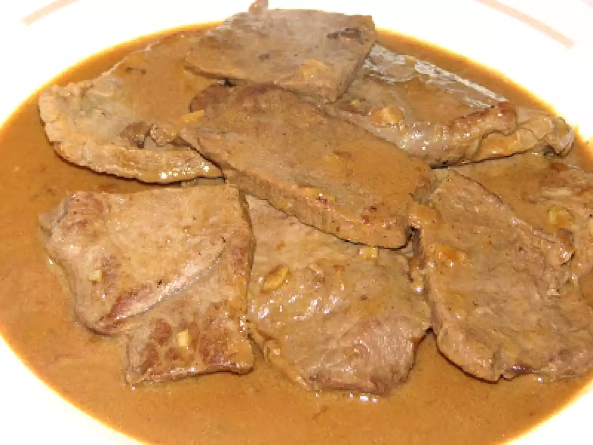 Bifes com molho de café. - foto 2