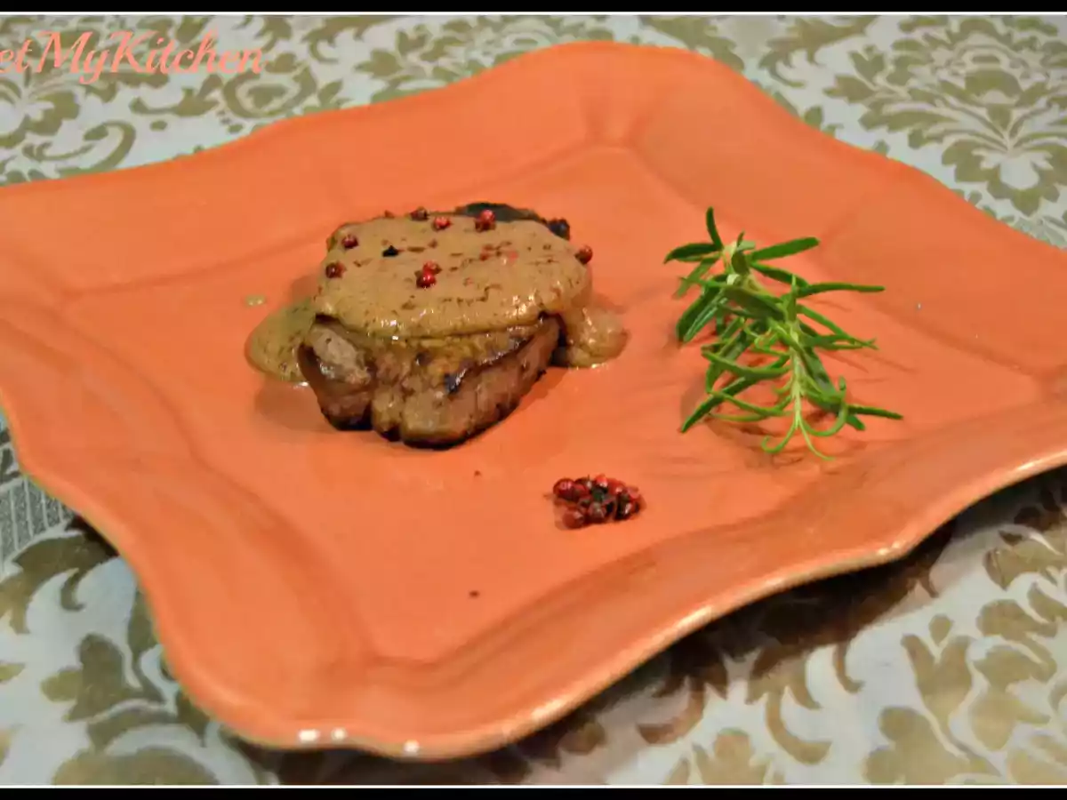 Bifes com molho de chocolate