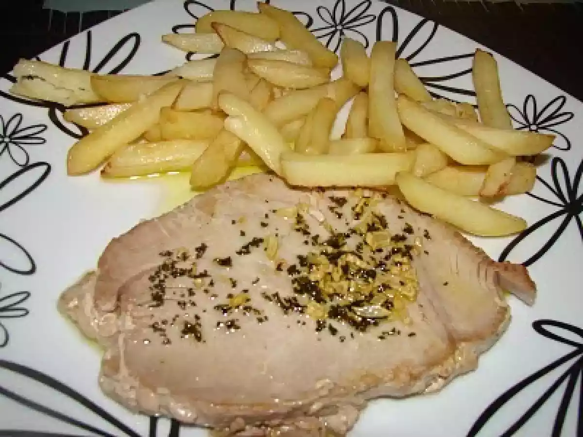Bifes de Atum em Azeite e uma sobremesa mais light