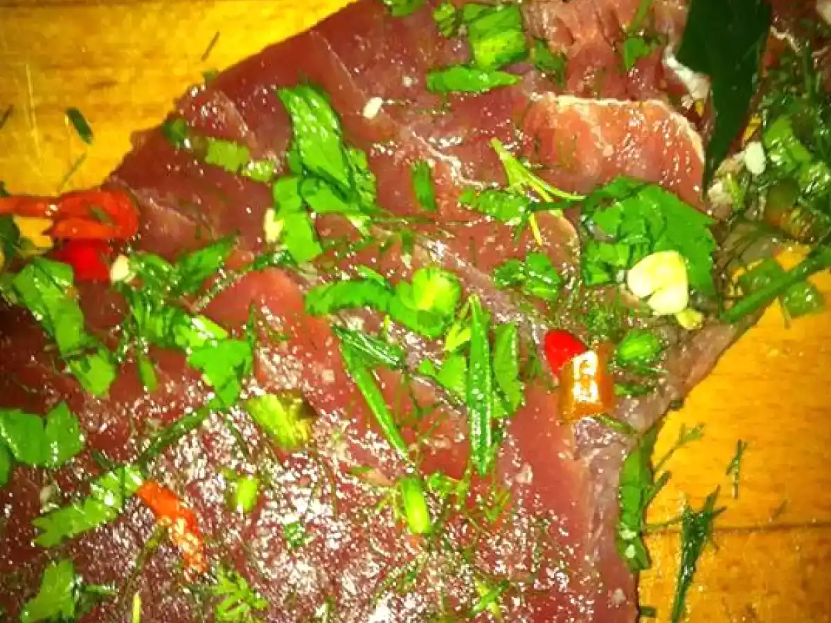 Bifes de Barriga de Atum com Aipo e Ruibarbo - foto 3