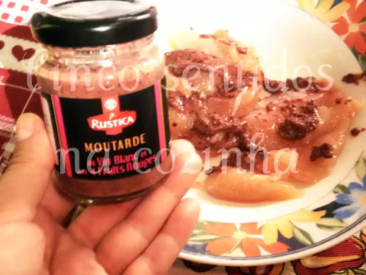 Bifes de frango com cogumelos e mostarda de 4 frutos vermelhos - foto 3