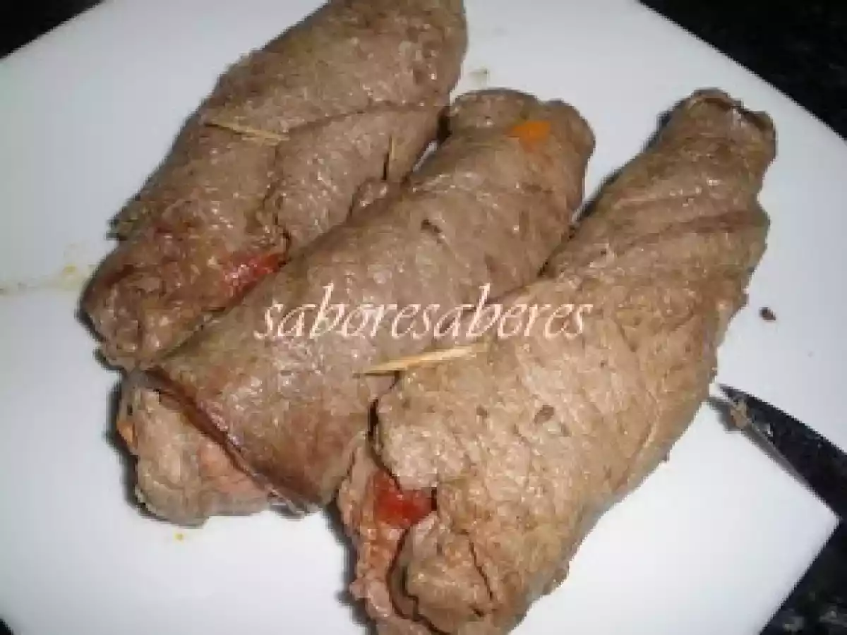 Bifes de Novilho enrolados com Cenoura e Chouriço com Puré - foto 4