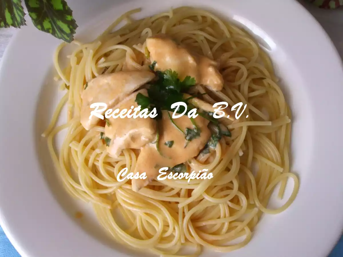 Bifes de Peru ao Molho de Ketchup