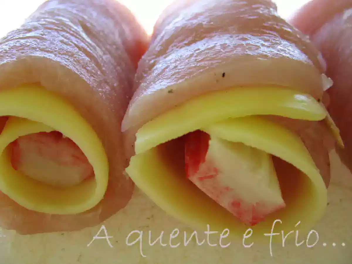 Bifes de Peru Enrolados Com Delícias do Mar - foto 3