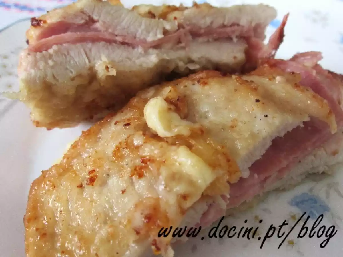 Bifes de Peru Recheados com Fiambre e Queijo