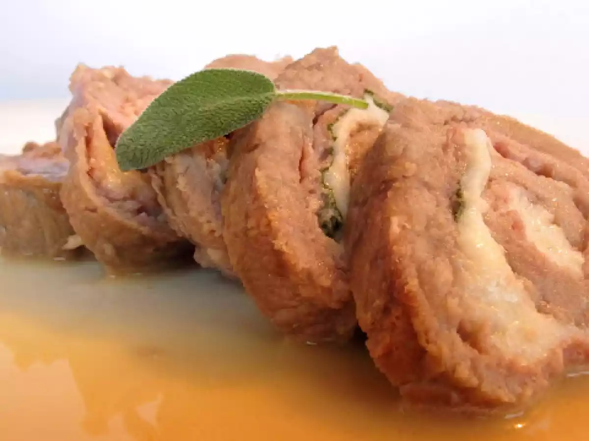 Bifes Enrolados à Italiana