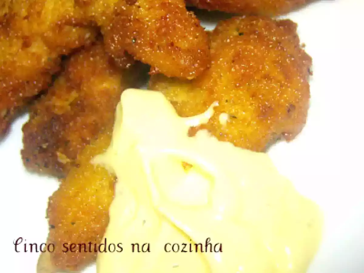 Bifinhos de frango panados com molho de alho - foto 2
