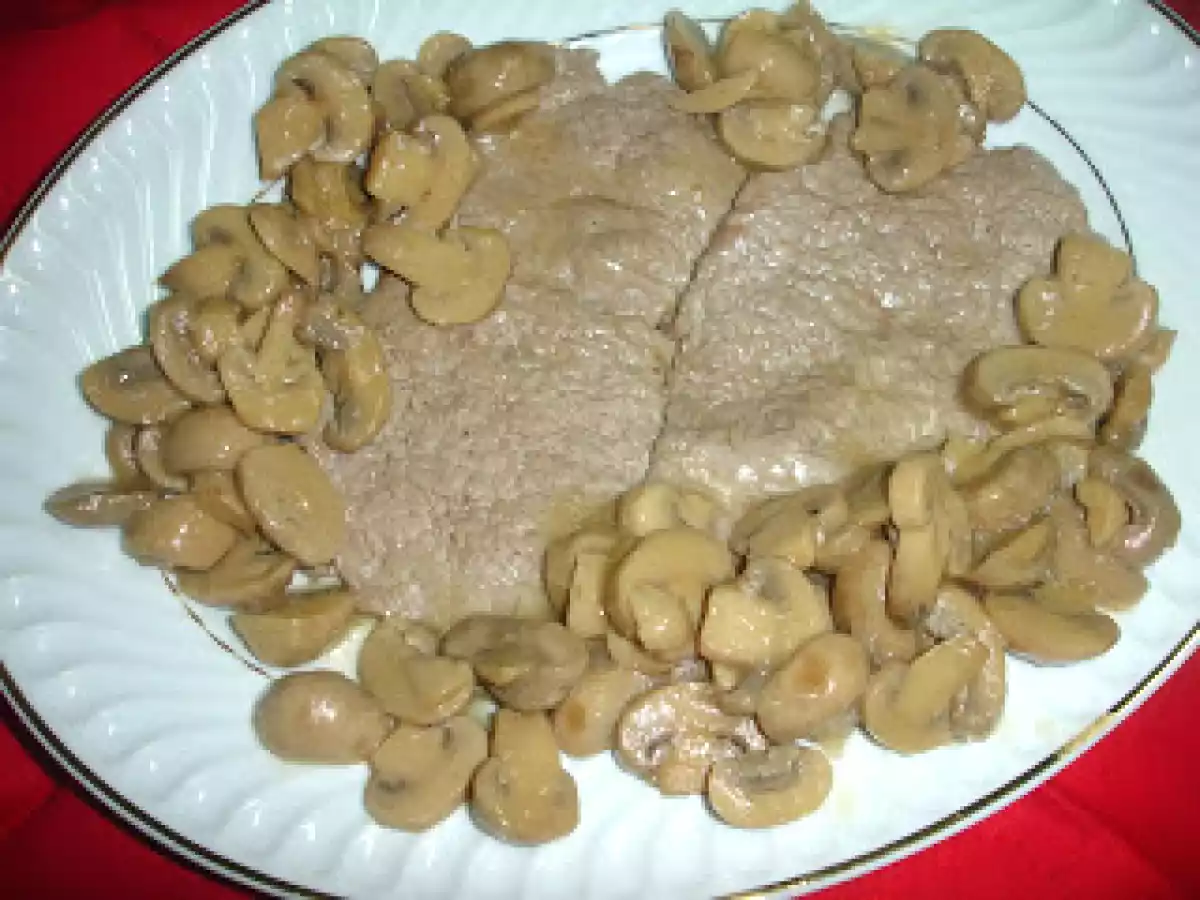 Bifinhos de Vitela com Cogumelos