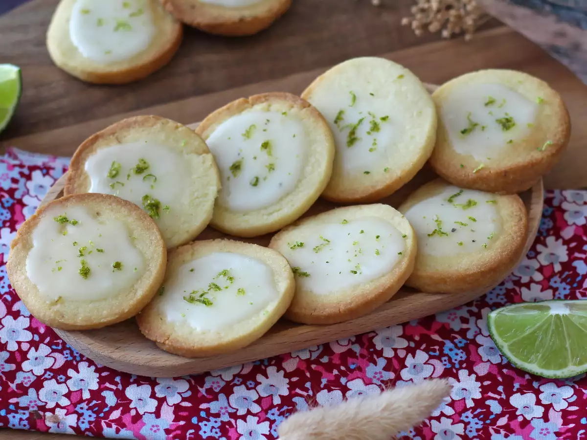 Biscoito amanteigado de limão verde com glacê - foto 5