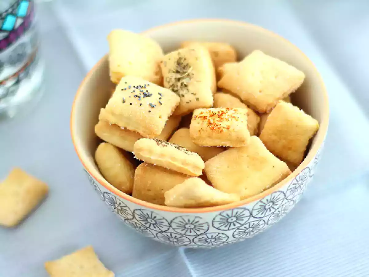 Biscoito aperitivo caseiro