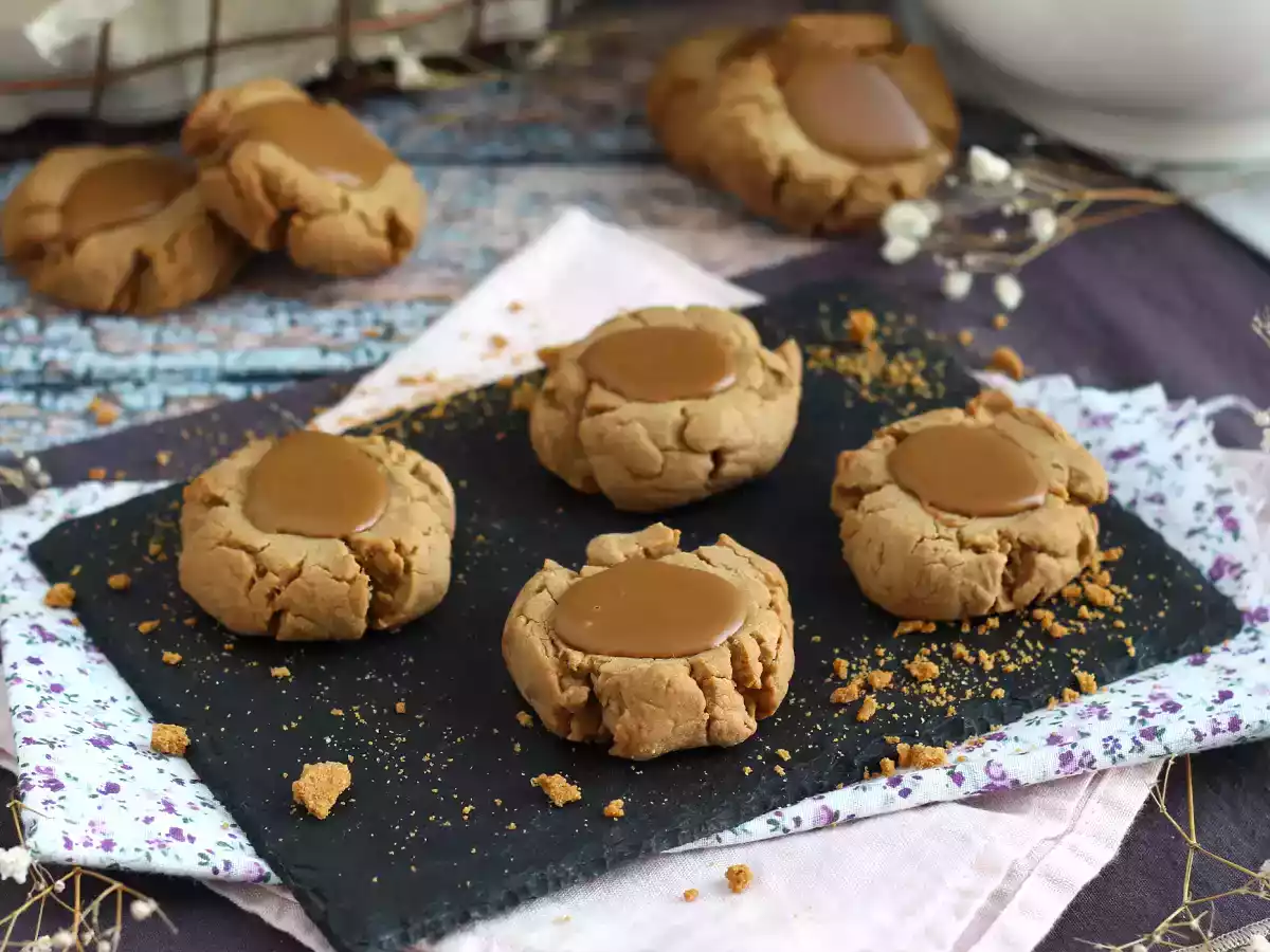 Biscoito sabor canela (speculoos) com apenas 3 ingredientes