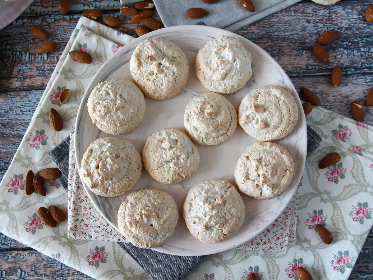 Biscoitos Amaretti, fáceis, deliciosos e perfeitos para o café - foto 5