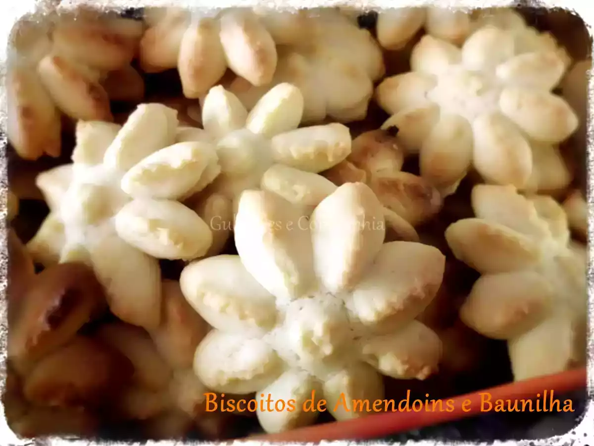Biscoitos de Amendoim e Baunilha