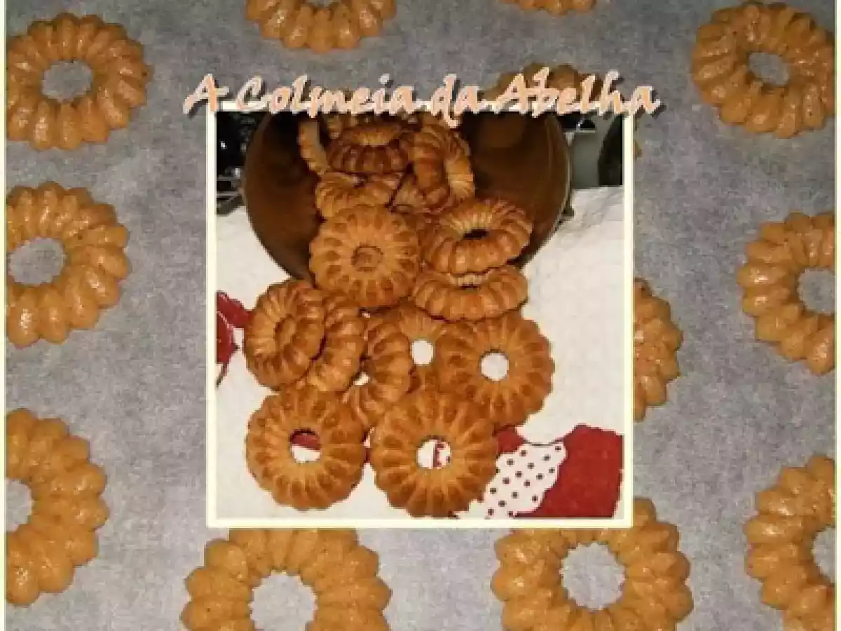 BISCOITOS DE CANELA E GENGIBRE