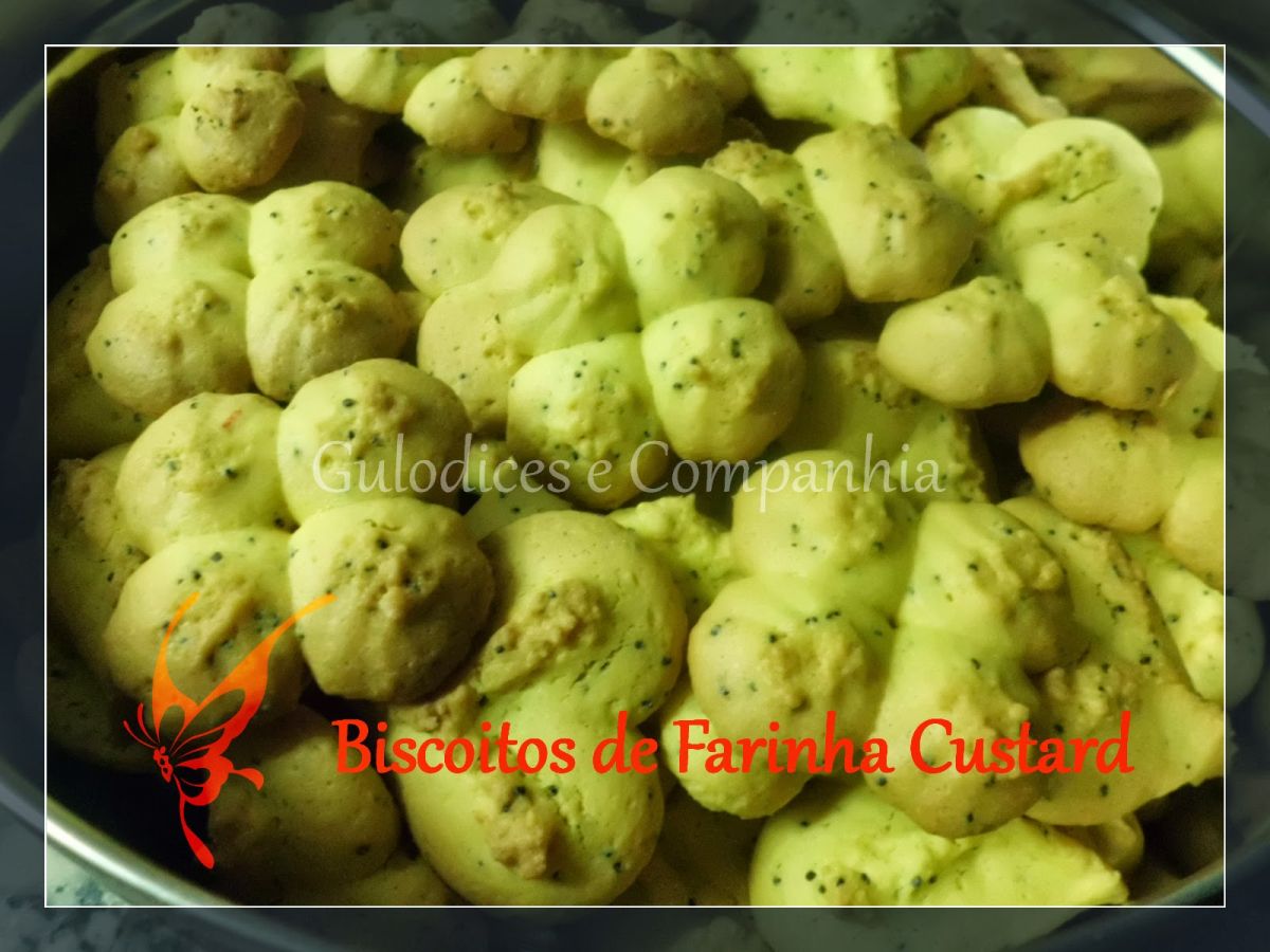 Biscoitos de Farinha Custard