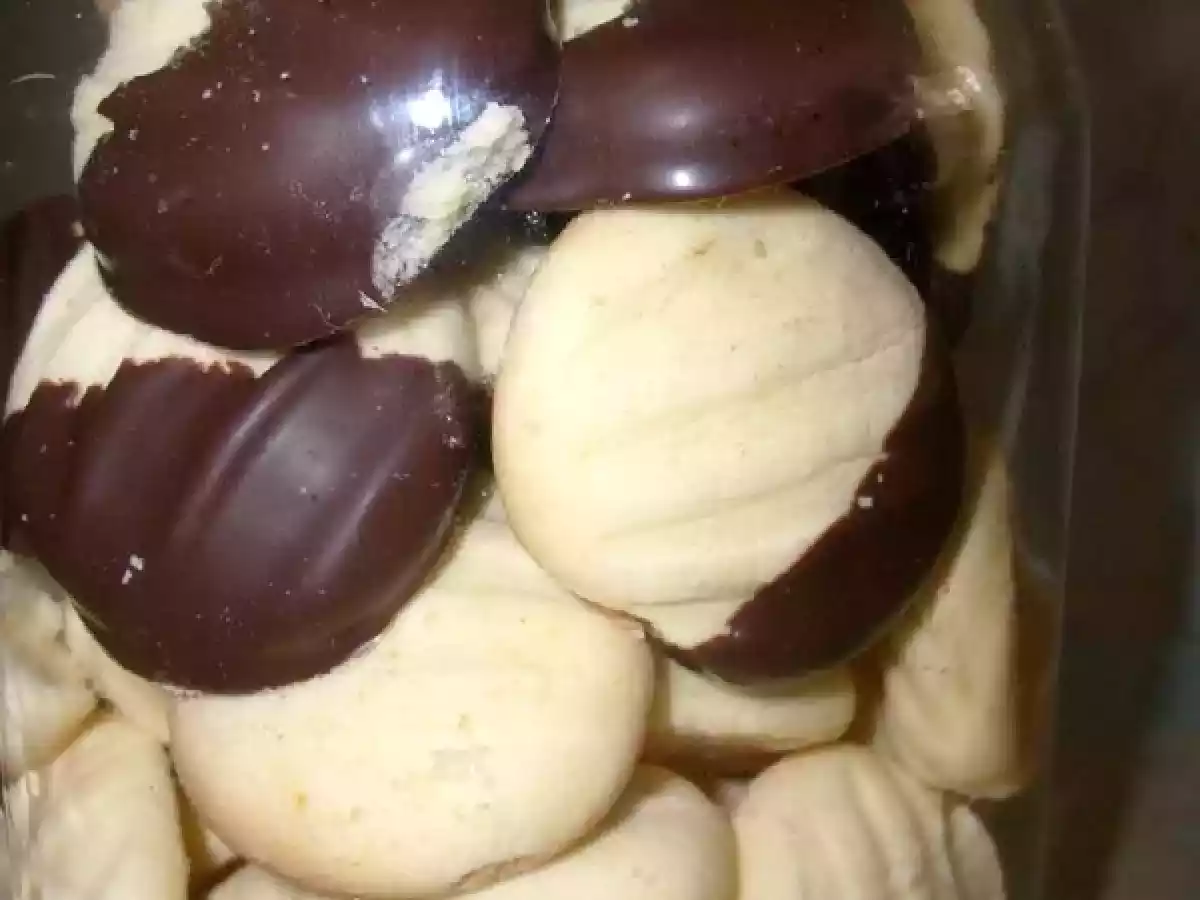 BISCOITOS DE LEITE CONDENSADO - foto 2