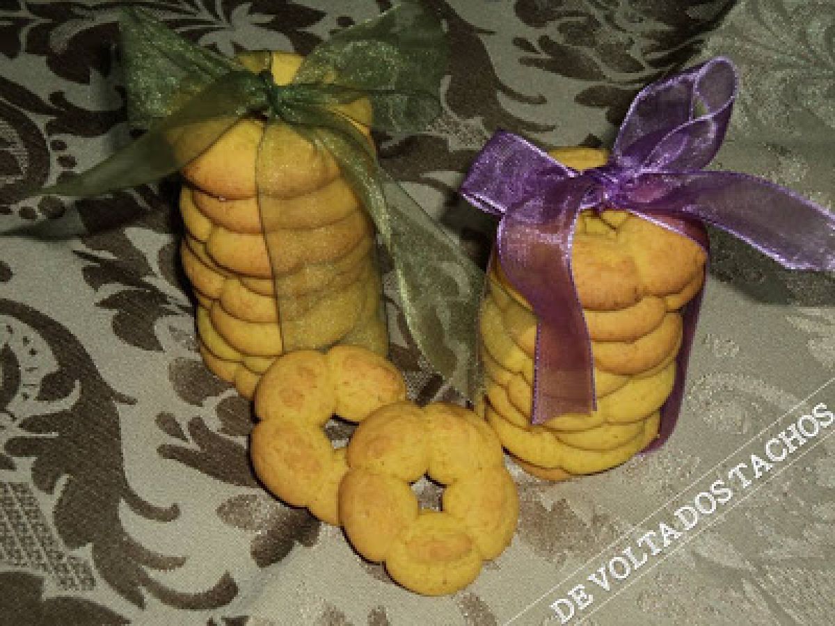 BISCOITOS DE LIMÃO E FARINHA CUSTARD