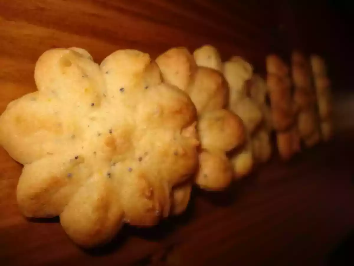 BISCOITOS DE MANTEIGA E COCO - foto 3