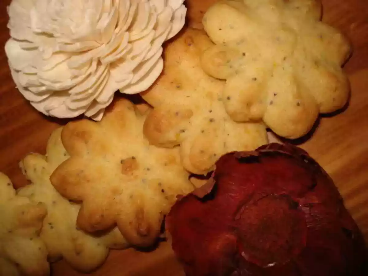 BISCOITOS DE MANTEIGA E COCO - foto 10