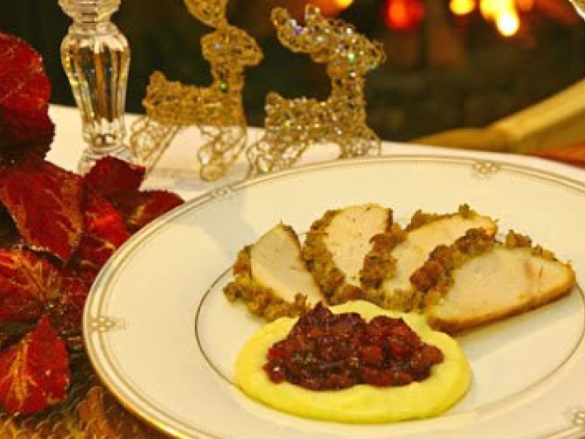 Blanc de Chester crocante com Chutney de Frutas Vermelhas