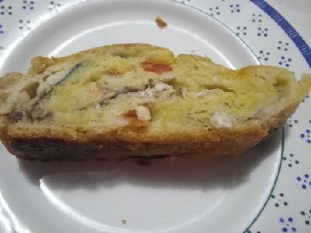 Bola de sardinha e tomate