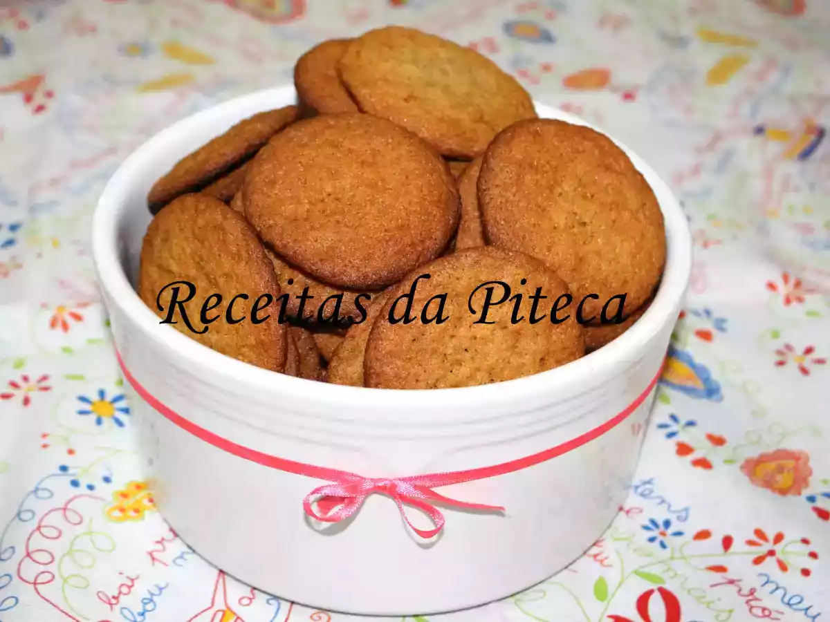 Bolachas (que era suposto serem broas) de mel