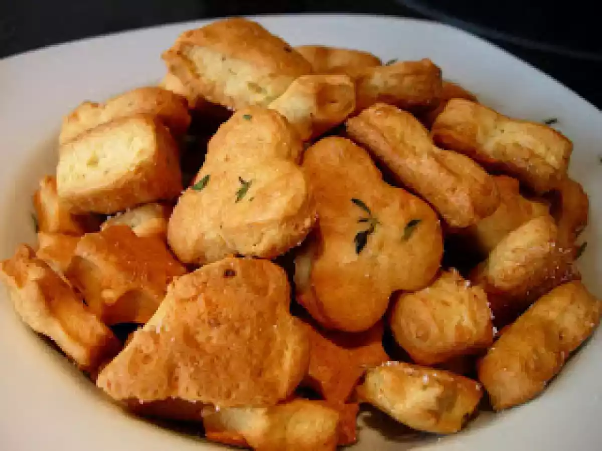 Bolachas salgadas de queijo