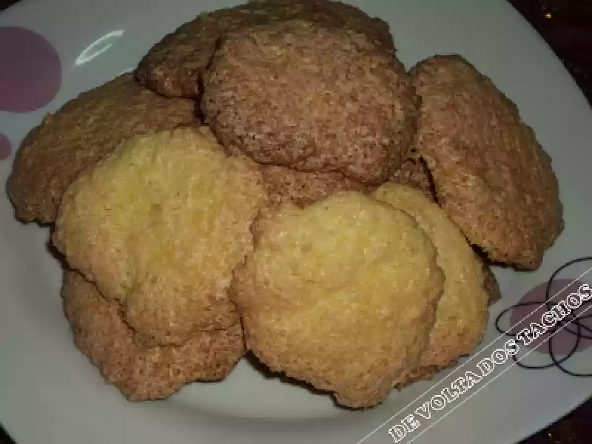 BOLACHINHAS DE CÔCO
