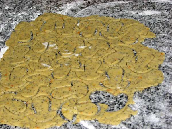 Bolachinhas de laranja, canela e sementes de papoila