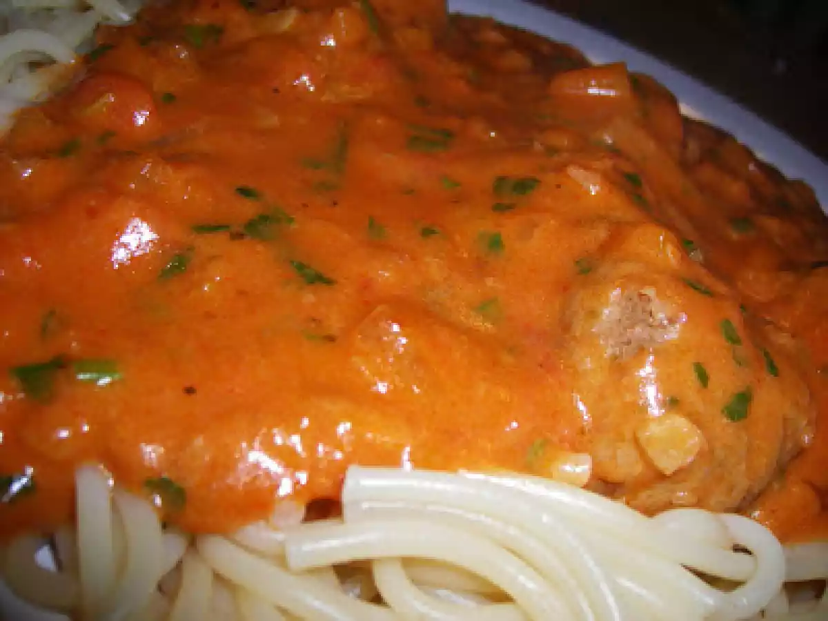Bolas de Quorn com Molho de Tomate e Menta - foto 3